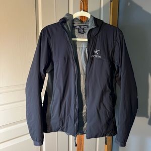 Arc’teryx women’s Atom LT Hoody